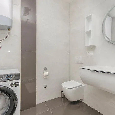 Apartment Adriatic With Pool Vodice