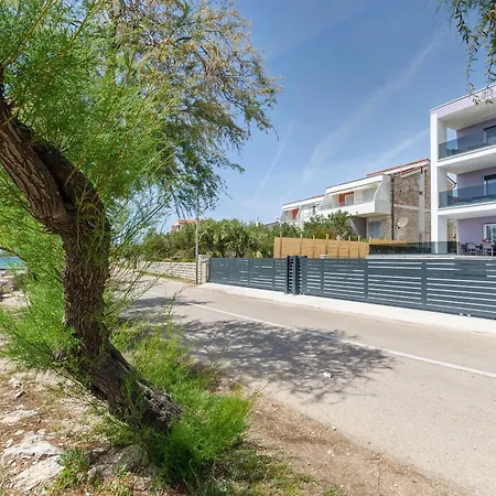 Adriatic With Pool Apartman