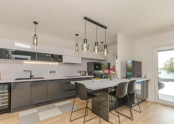 Adriatic With Pool *